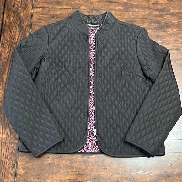 Briggs New York Jackets & Blazers - Briggs New York Diamond Quilted lightweight black barn jacket full zip polka dot